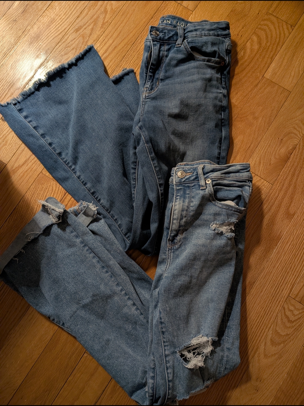 American Eagle Outfitters Distressed Flare Jeans SHORT